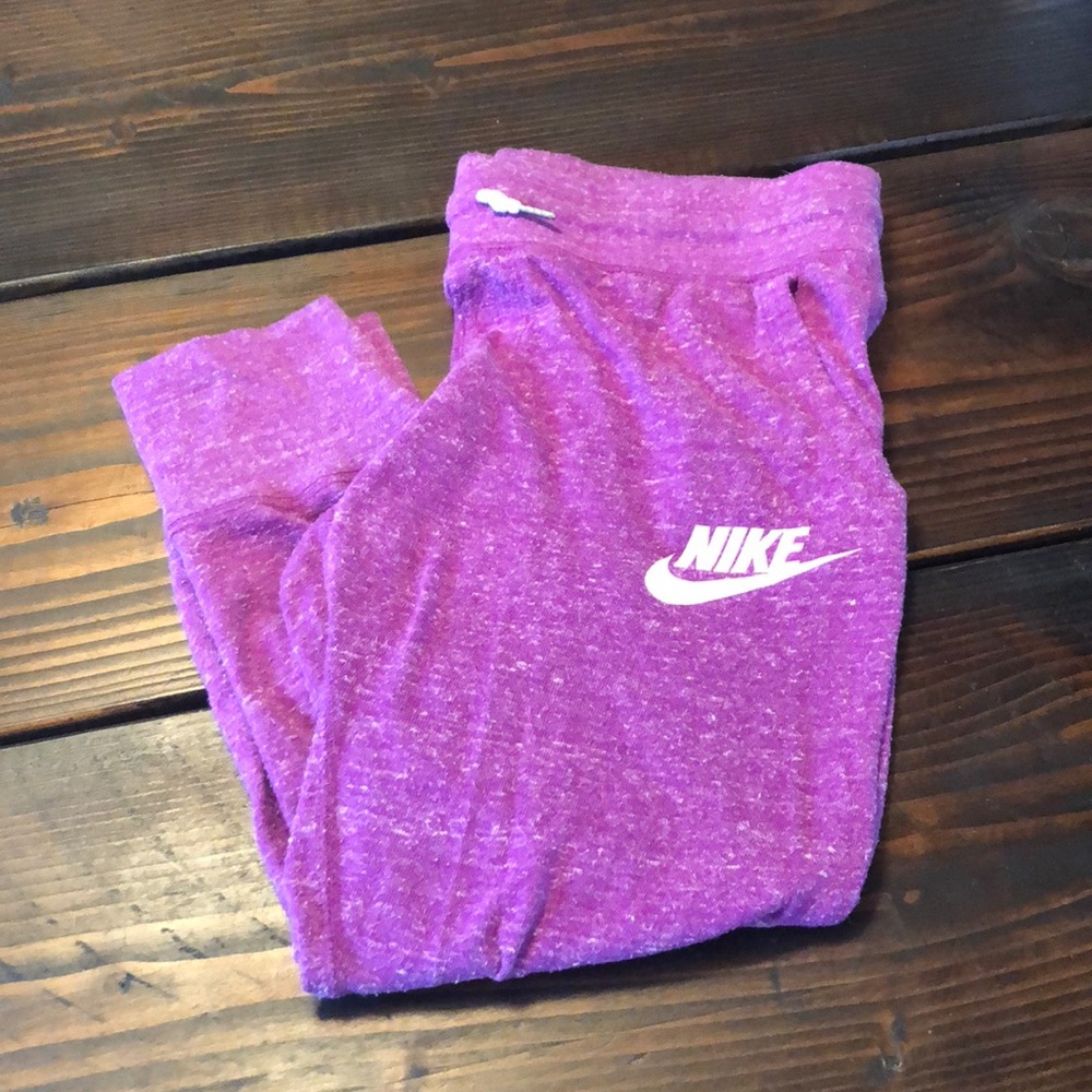 Nike Heathered Knit Jogger Legging